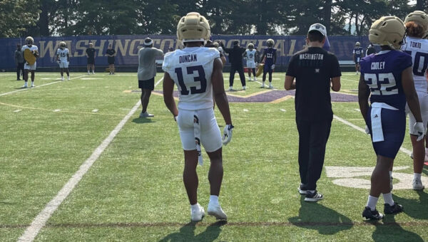 Freshman CB showcasing elite traits with Washington football