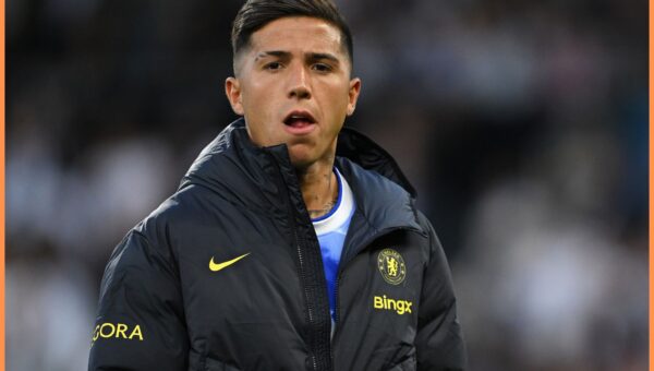 Journalist claims how much Man City are willing to play for Chelsea’s Enzo Fernandez