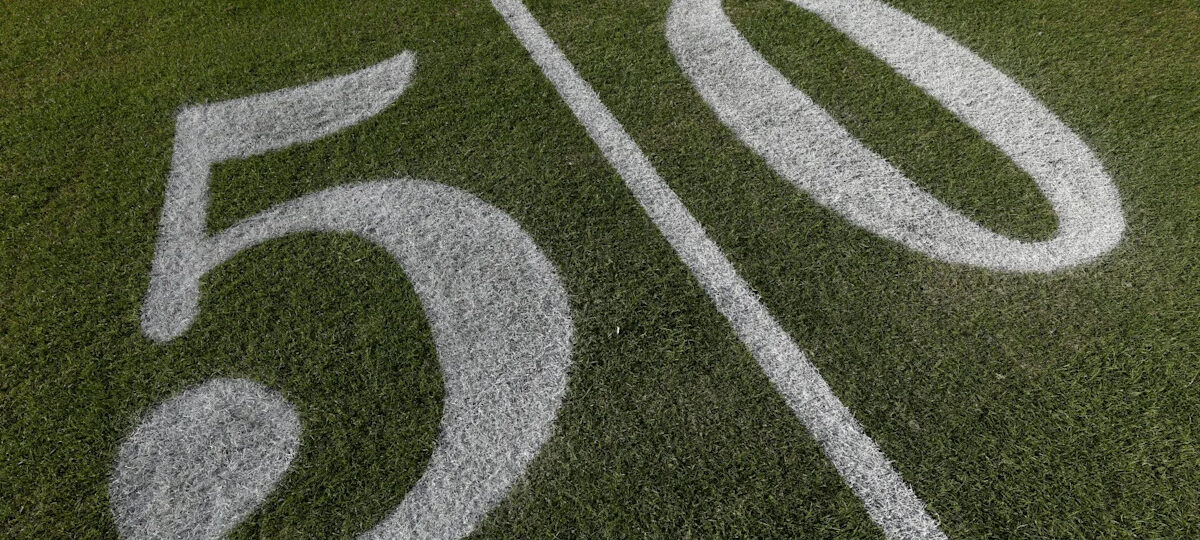 On grass vs. turf, NFL clings to the injury-rate statistics
