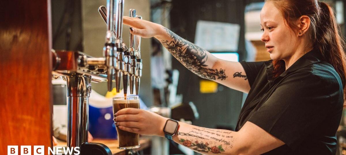 Zero hours crackdown could cost firms up to £2.9bn a year