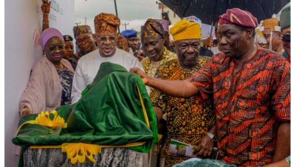 Abiodun commissions Adesan Road in Mowe, announces arrest of four more kidnappers of Ogun students