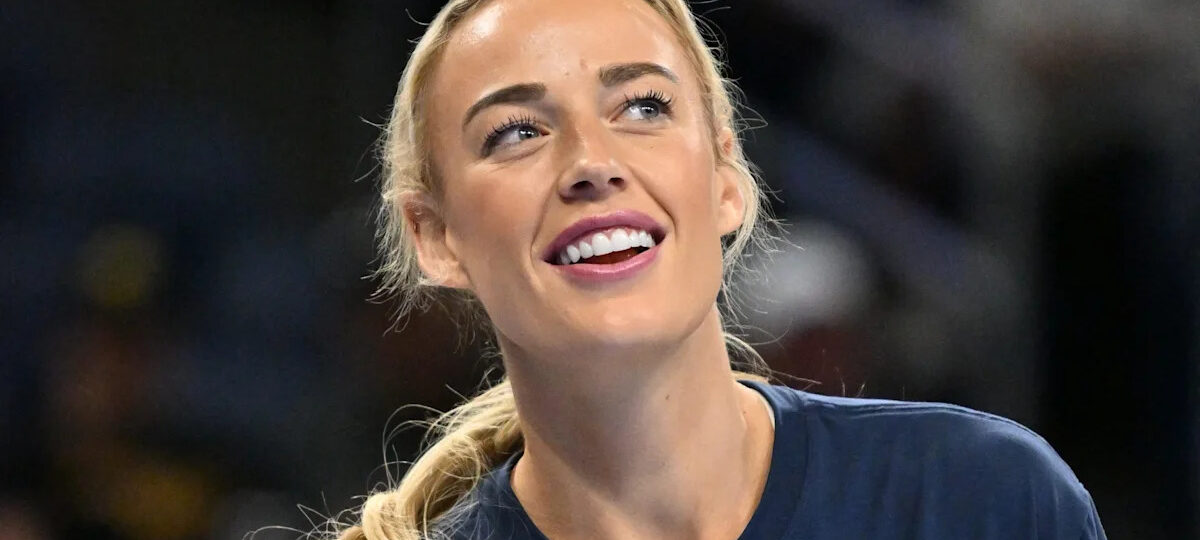 “Caitlin will back her and quit if necessary” – Fans Erupt As Conservative Commentator Sparks Doubt Over Sophie Cunningham’s Fever Future