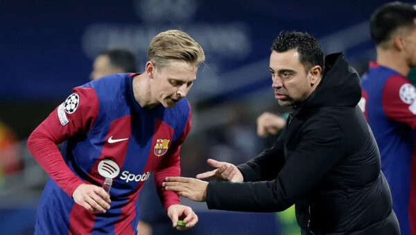 FC Barcelona Legend And Netherlands Coach Xavi Worries About De Jong