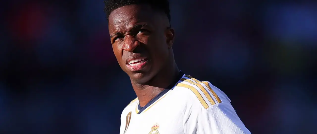 Transfer: Vinicius Jr offered €22m to snub Arsenal move