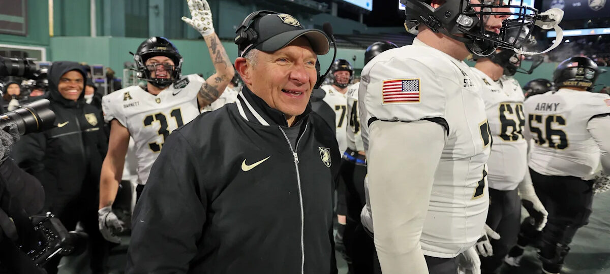 Army football coach Jeff Monken agrees to new five-year contract