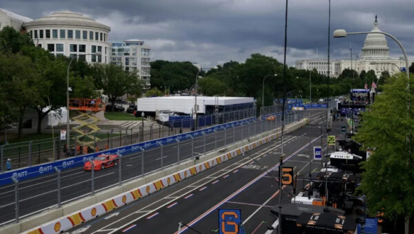 Trump set for starring role at Washington's debut IndyCar race