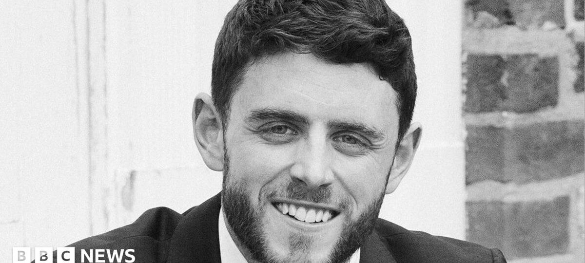 How can Andy Burnham stop PC Harper's killers being released early?