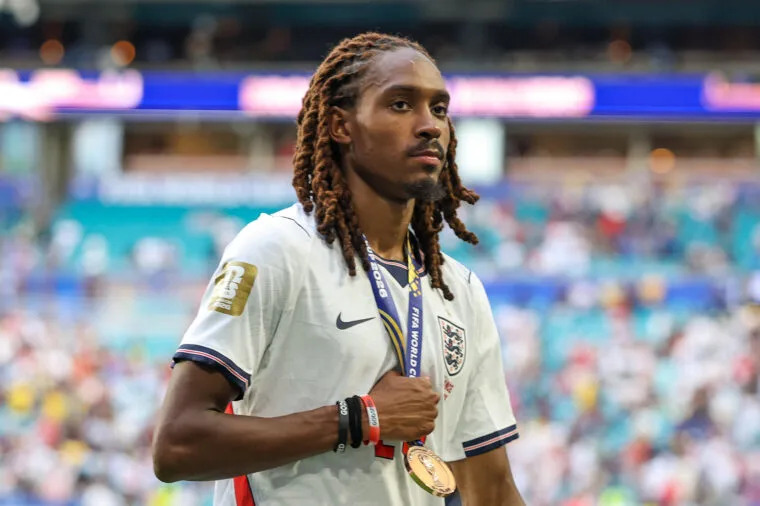 Tottenham defender Djed Spence open to joining Liverpool