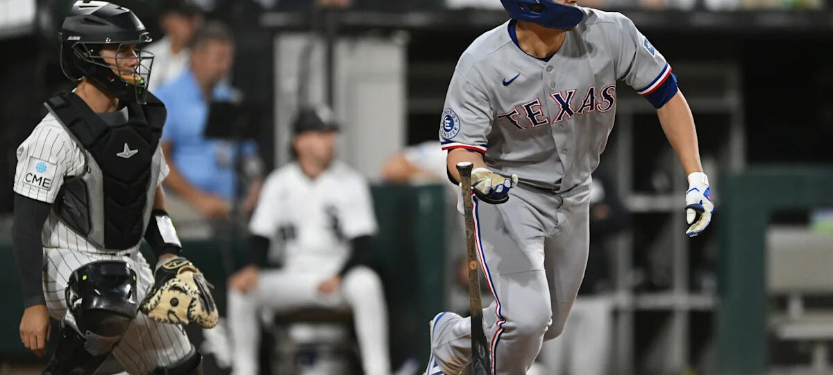 Corey Seager sparks offense as Rangers rout White Sox 11-2 to grab AL West lead