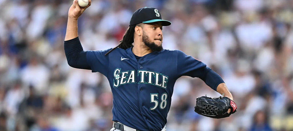 White Sox make rare MLB trade deadline addition, bringing in Luis Castillo