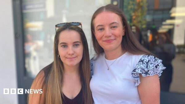 More students planning to live at home for university over ‘insane’ living costs