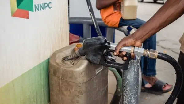 Fuel price reduction: Nigerians dump NNPCL, other filling stations