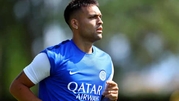 Lautaro Martínez emerges as Barcelona’s preferred target after Julián Alvarez transfer fizzles out
