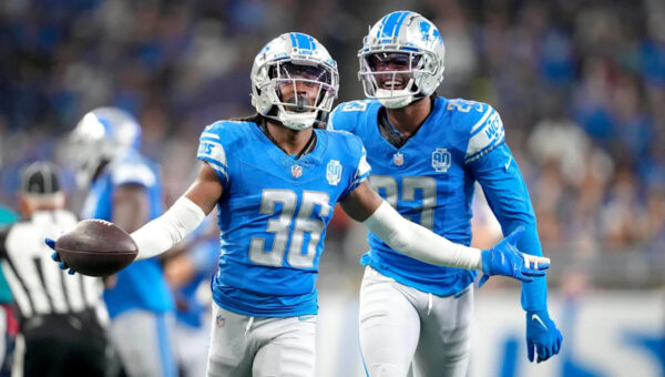 Rams place 2 on IR, sign 2 more to the roster