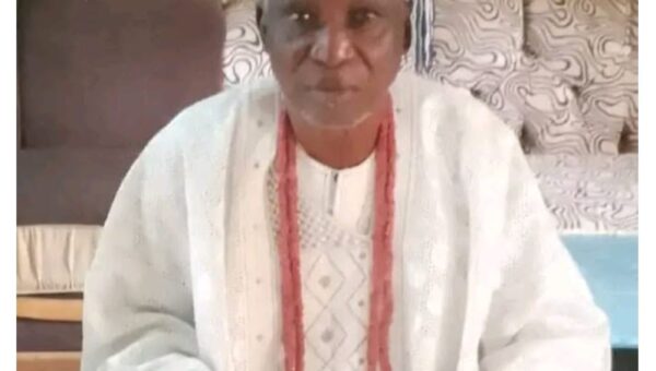 Gov Adeleke mourns Onijabe, hails legacy of peace, development