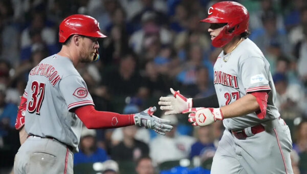 Rookie Sal Stewart homers for the 3rd straight game, helping the Reds beat the Cubs 7-5