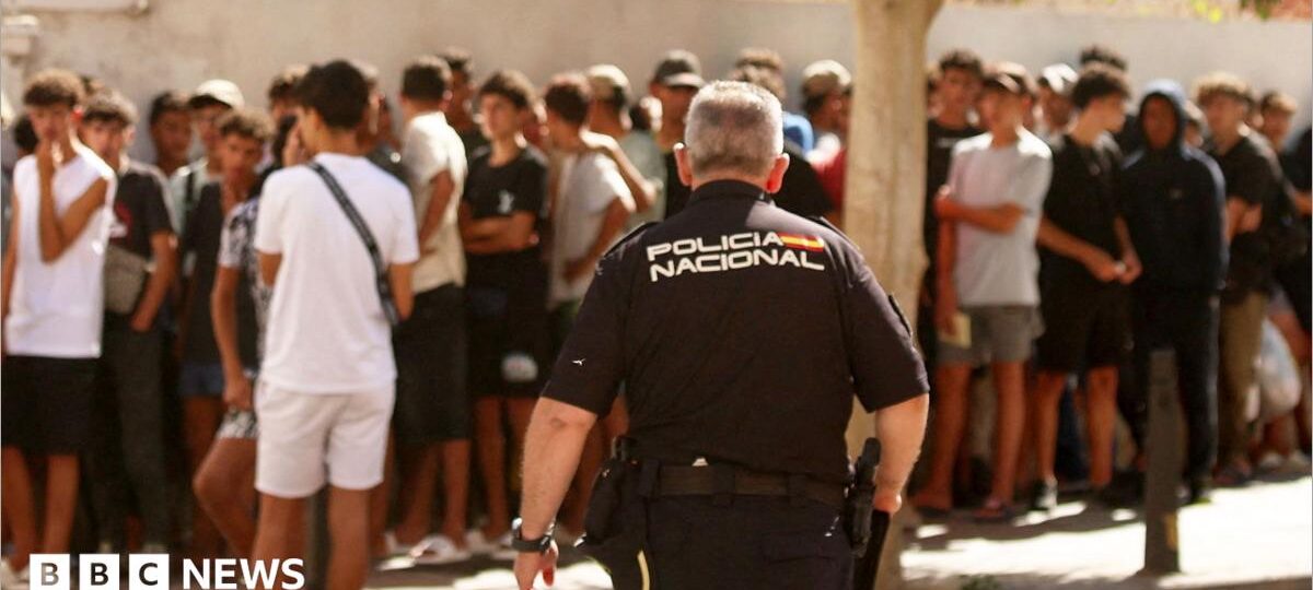 Thousands of migrants still in Ceuta after border crisis, local leader says