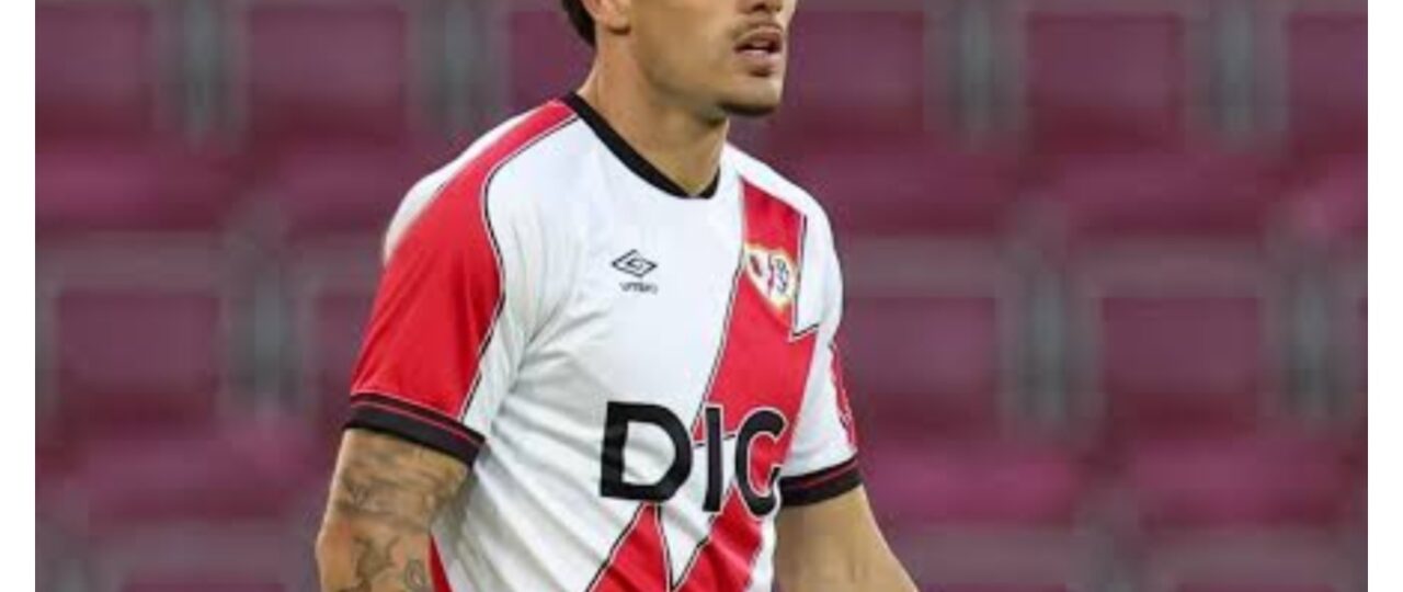 Transfer: Chelsea complete signing of Pep Chavarria