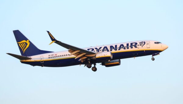 An airline passenger almost got sucked out of the plane. A new report shows how it happened.
