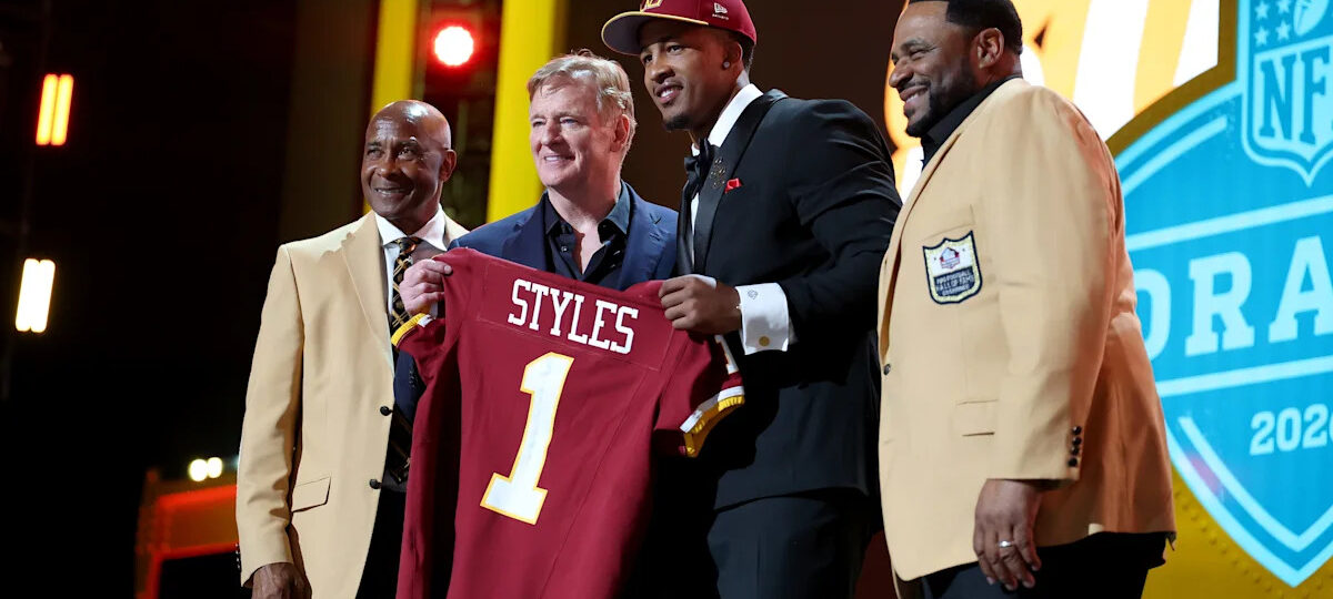 Commanders' Sonny Styles surprised by gift from NFL legend