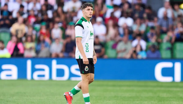 Why Manchester United should consider late bid for Jorge Salinas