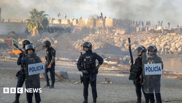 Violence breaks out in Ceuta as migrant crisis continues