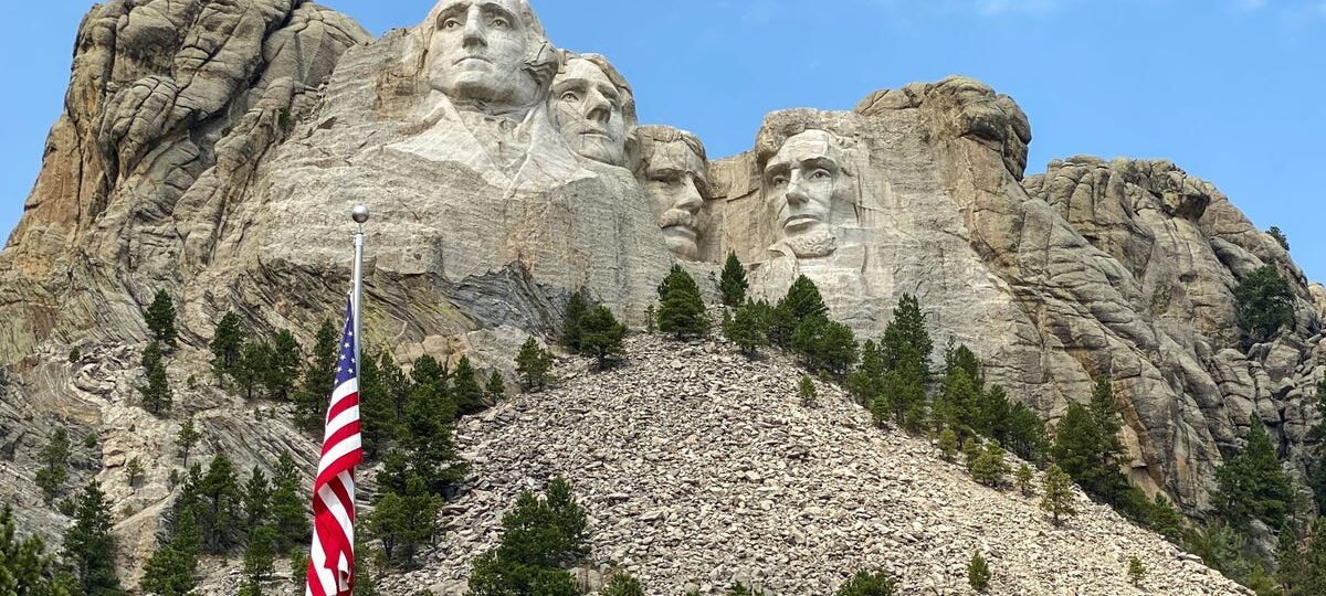 I’ve traveled to all 50 states. These are the 7 most overrated tourist attractions in the US.