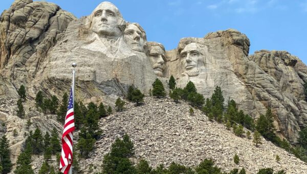 I’ve traveled to all 50 states. These are the 7 most overrated tourist attractions in the US.