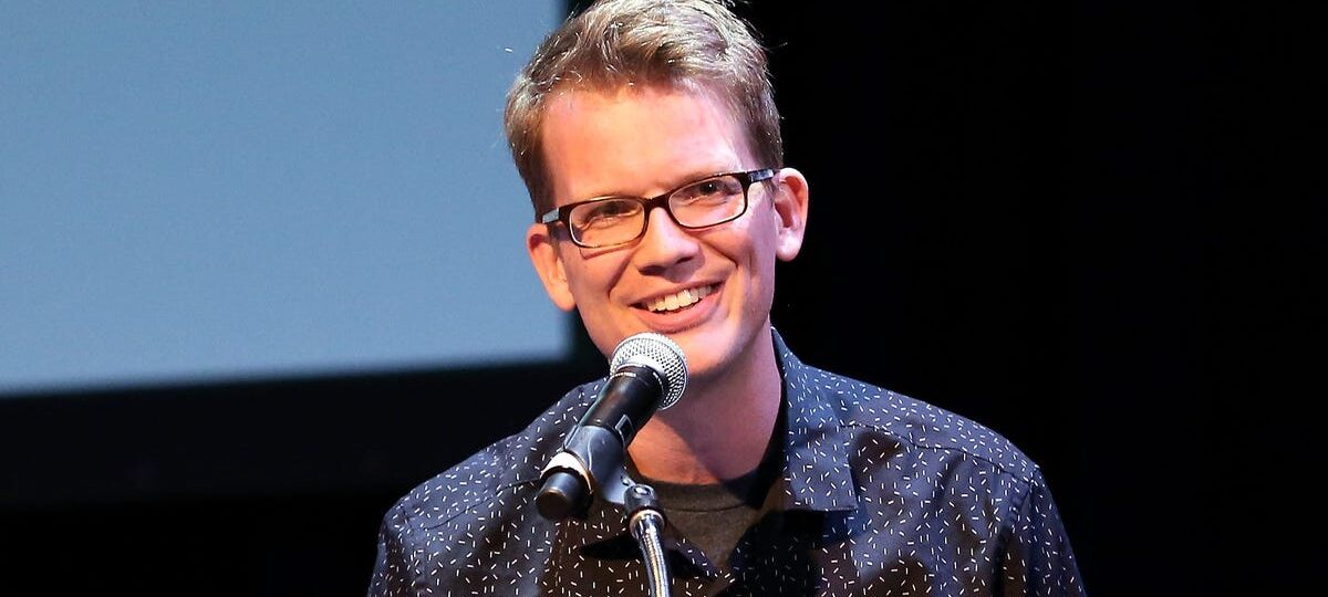 YouTube star Hank Green says he's relied 'too heavily' on AI in an apology to fans