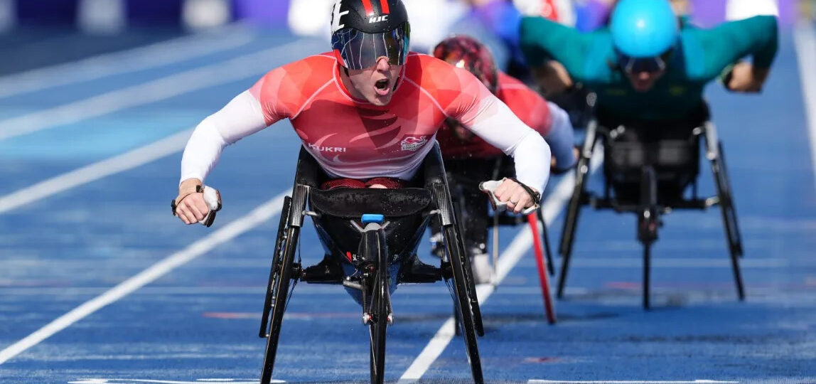England's Maguire wins gold in T54 1500m
