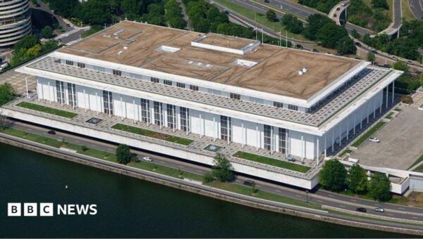 Trump officials threaten Kennedy Center demolition if court blocks renovations