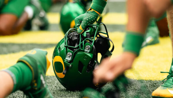 5-star Tank Jones could ‘crack the rotation’ for Oregon as freshman