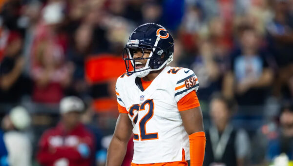 Bears activate S Elijah Hicks, LB Keyshaun Elliott