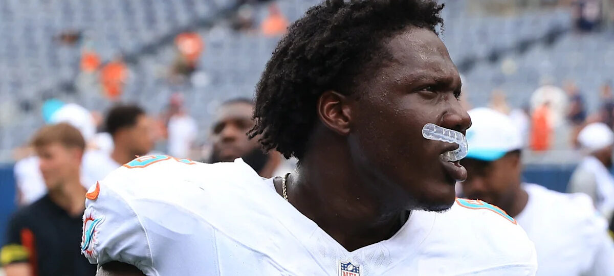 Raiders sign OL Braeden Daniels