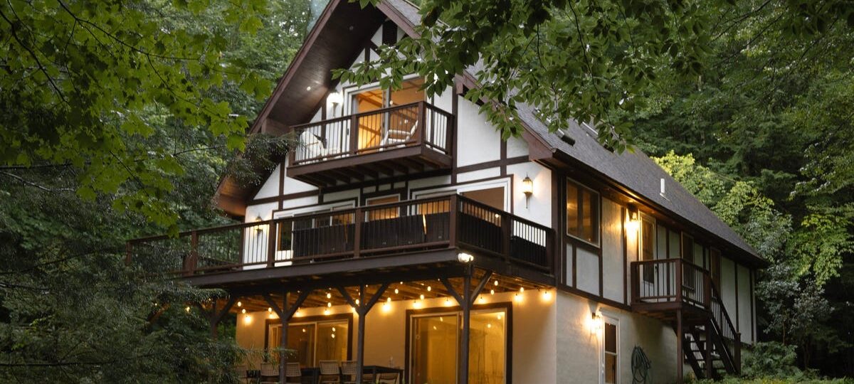 I'm an Airbnb Superhost who's had over 500 guests. Here are 5 things I wish visitors knew before checking in.