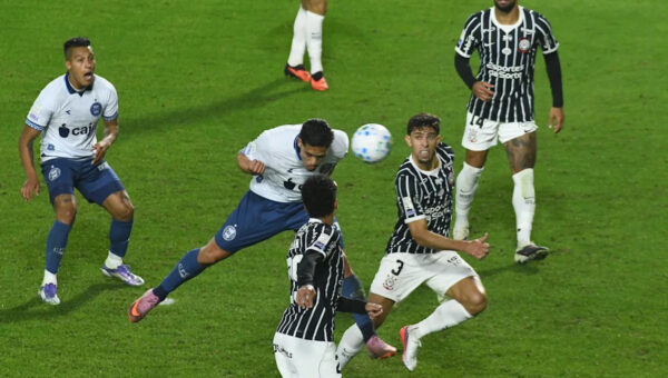 Corinthians beaten by Coritiba, suffer second straight Brasileirão loss