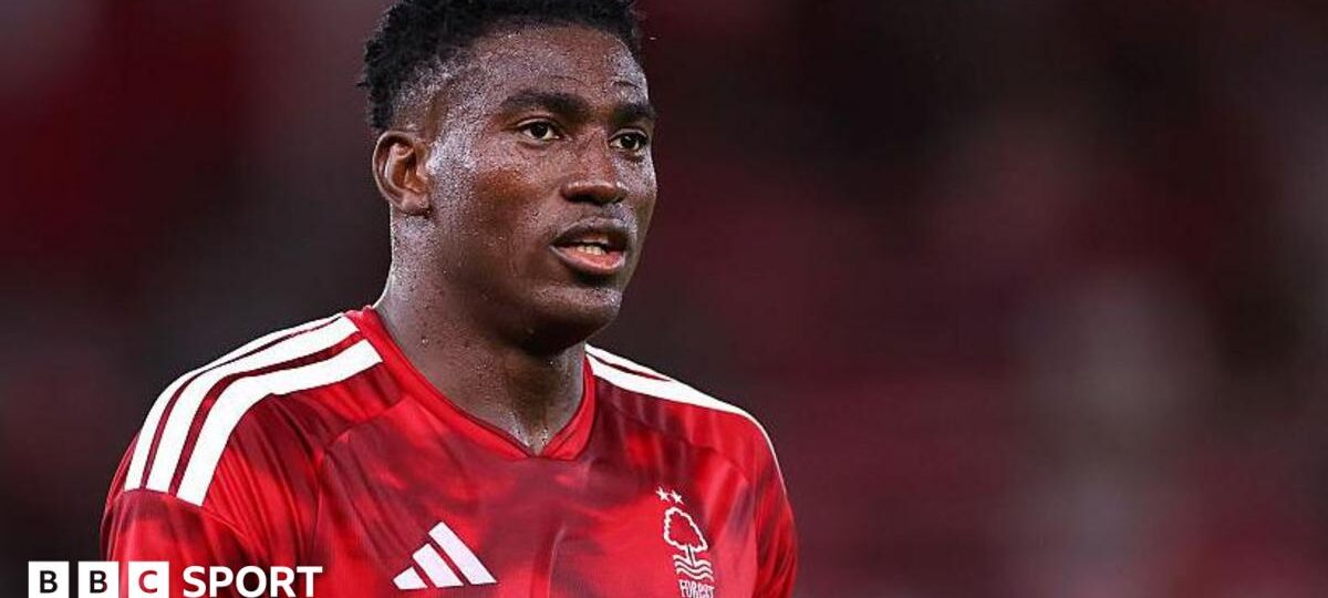 Coventry agree deal for Forest striker Awoniyi