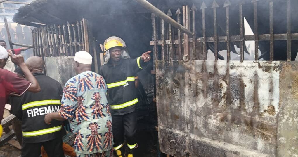 Kwara, federal fire agencies combat major fire disaster in Ilorin