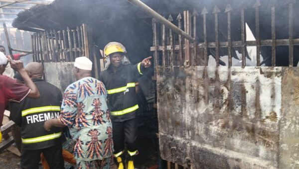 Kwara, federal fire agencies combat major fire disaster in Ilorin