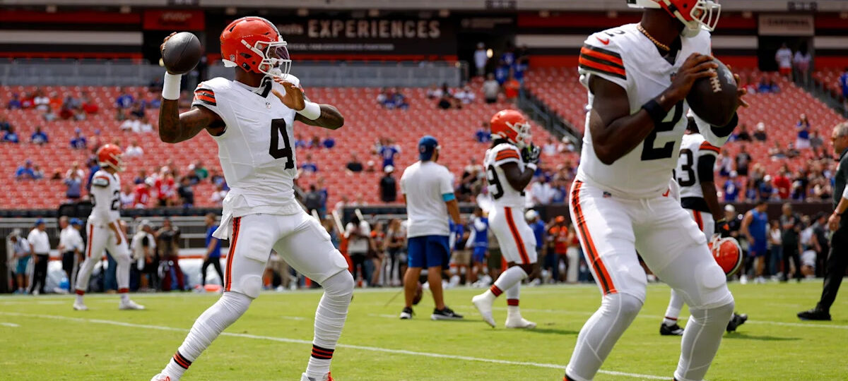 Cleveland fans boo Deshaun Watson as he struggles in return