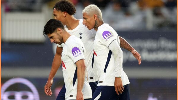 Roberto De Zerbi gives cryptic response to Tottenham star’s transfer situation