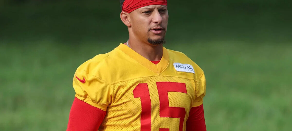 Patrick Mahomes Worked ‘Seven Hours a Day’ to Rehab His ACL During Chiefs Offseason, Andy Reid Says