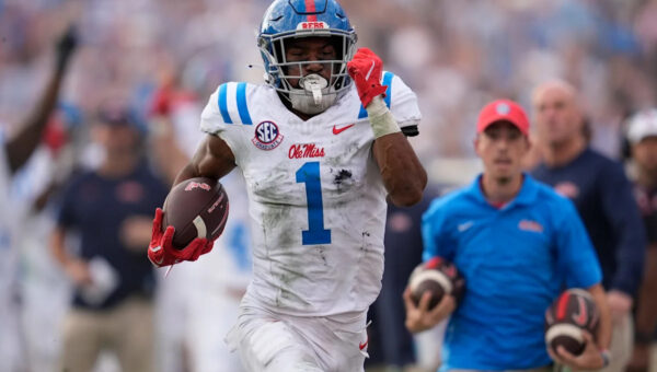 49ers WR De’Zhaun Stribling standing out to future Hall of Famer