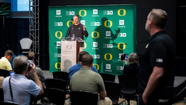 Oregon’s Dan Lanning talks Ra’Shaad Samples, opening day of fall camp