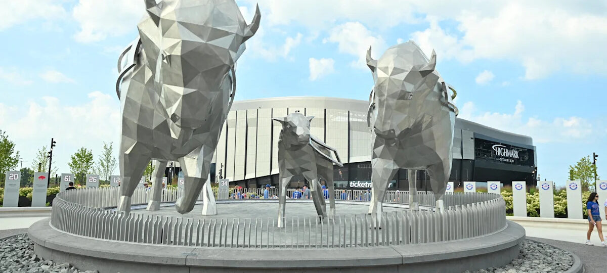 Ranking 29* NFL stadiums from best to worst – with an exemption for Bills' new one