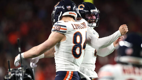 ESPN analyst dubs these Bears players must-draft in fantasy football