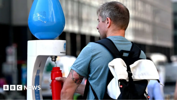 NHS must plan for heatwaves like it does for winter, health secretary says