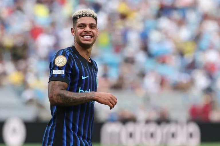 Romano: Roma abandon talks for Luis Henrique