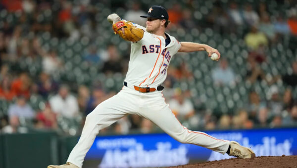 Pecko fans 4 in MLB debut, Vázquez hits 7th homer as the Astros beat the Angels 3-2