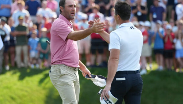 Viktor Hovland makes a statement about Scottie Scheffler after he wins the Tour Championship